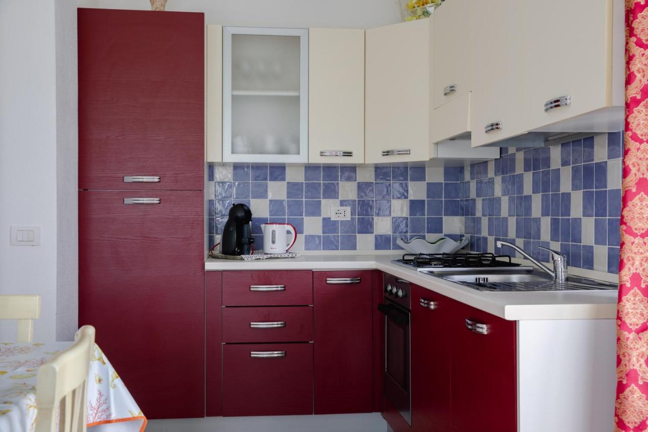 Вілла Le Residenze Di Baia Sant'Anna Танаунелла Екстер'єр фото