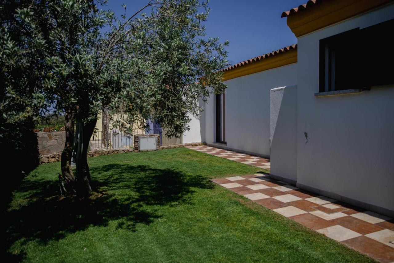 Вілла Le Residenze Di Baia Sant'Anna Танаунелла Екстер'єр фото