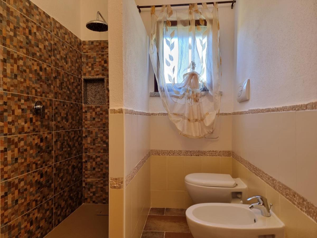 Вілла Le Residenze Di Baia Sant'Anna Танаунелла Екстер'єр фото