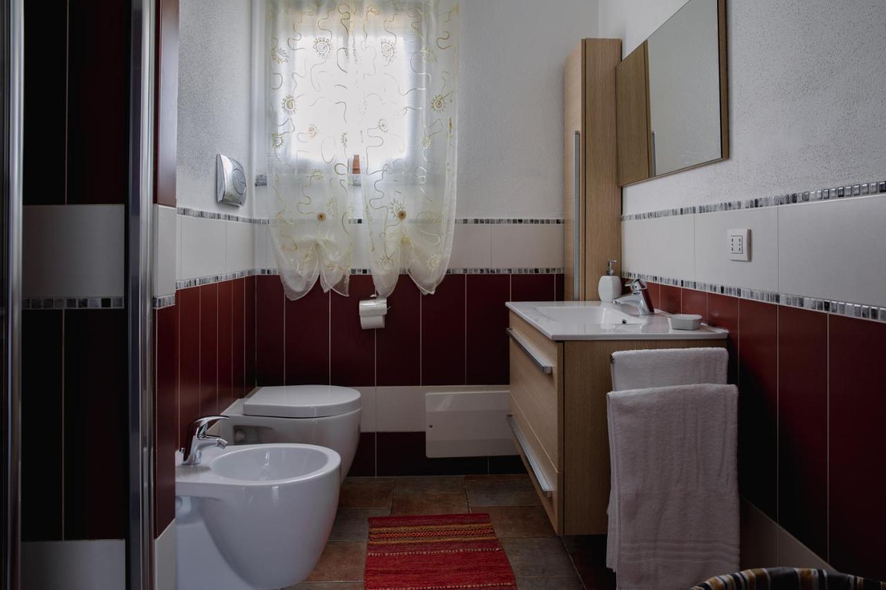 Вілла Le Residenze Di Baia Sant'Anna Танаунелла Екстер'єр фото